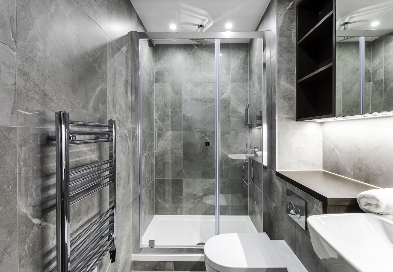 Apartment in London - Icon Tower - 2802