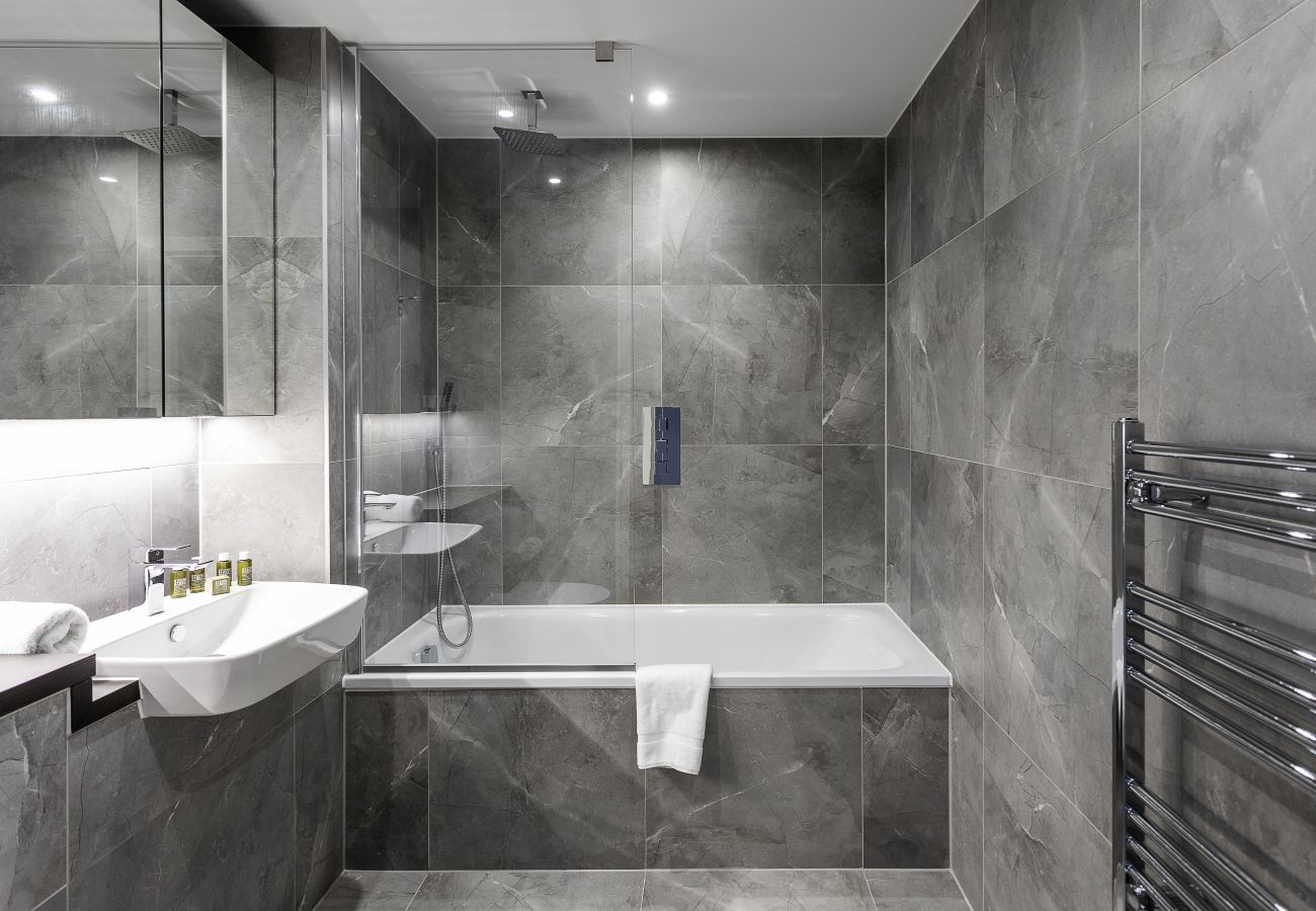 Apartment in London - Icon Tower - 3102