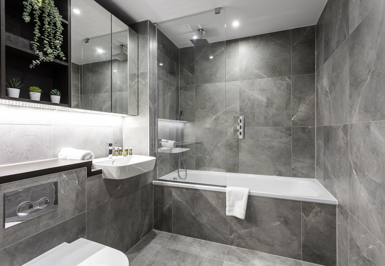 Apartment in London - Icon Tower - 3102