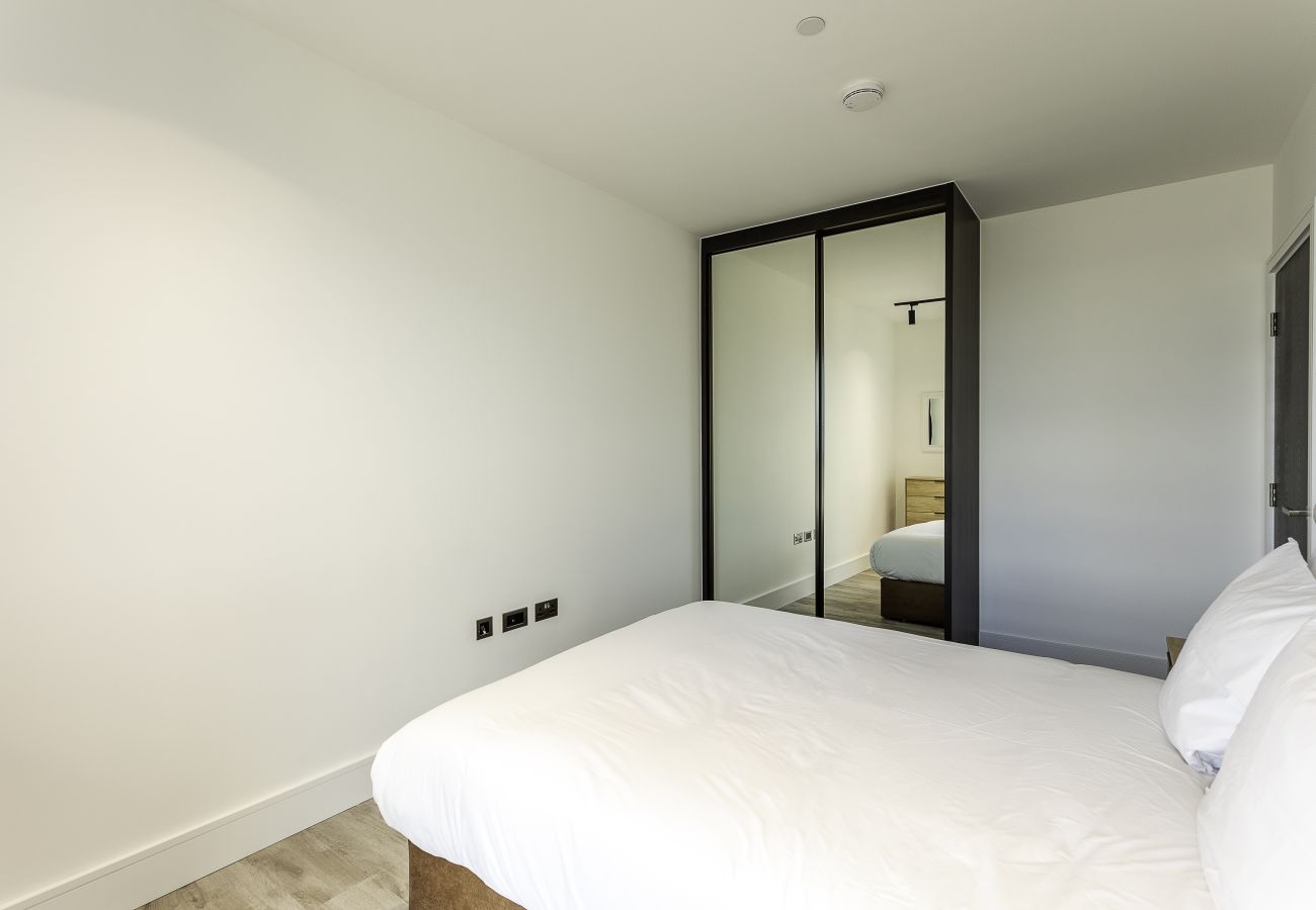 Apartment in London - Icon Tower - 3701