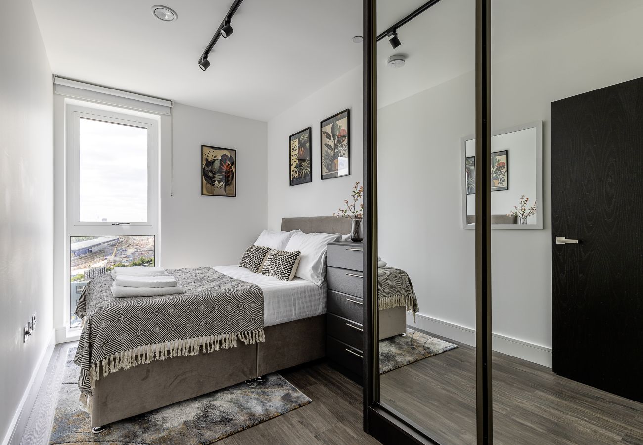 Apartment in London - Edmund Point - 909