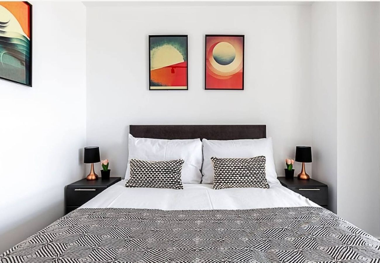 Apartment in London - Edmund Point - 906