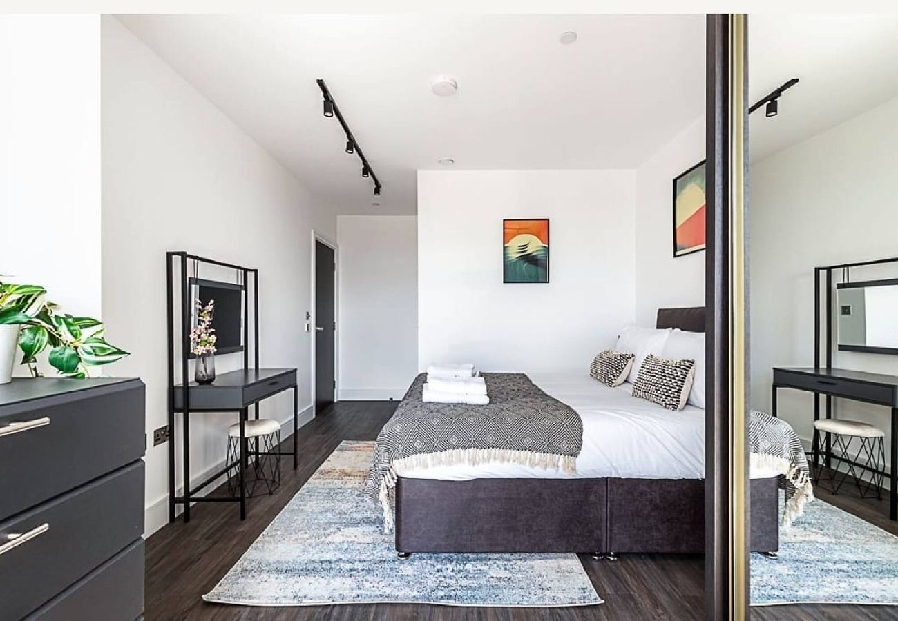 Apartment in London - Edmund Point - 906