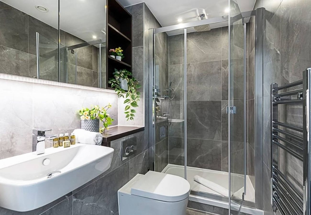 Apartment in London - Edmund Point - 906