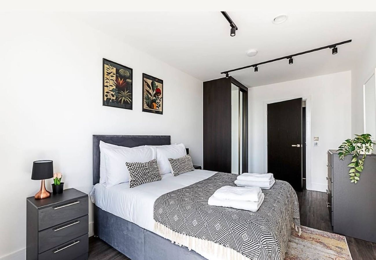 Apartment in London - Edmund Point - 906