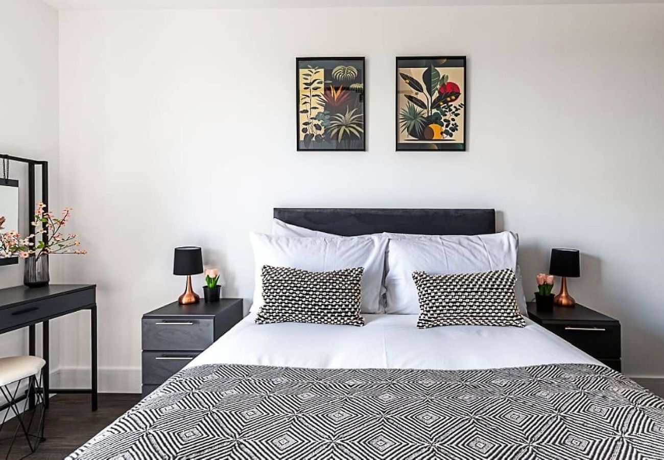Apartment in London - Edmund Point - 906