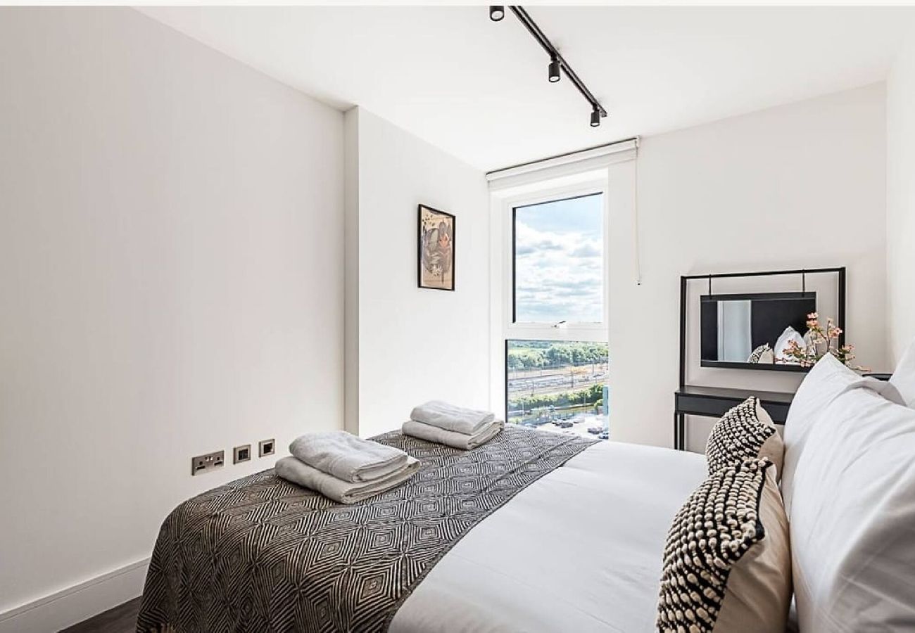 Apartment in London - Edmund Point - 906