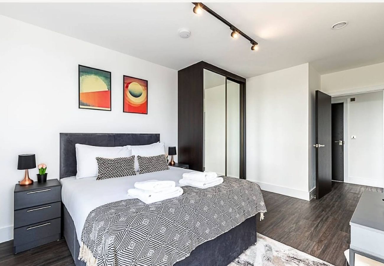 Apartment in London - Edmund Point - 902