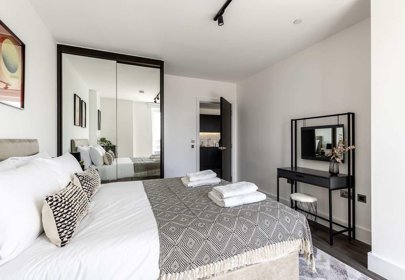 Apartment in London - Edmund Point - 905