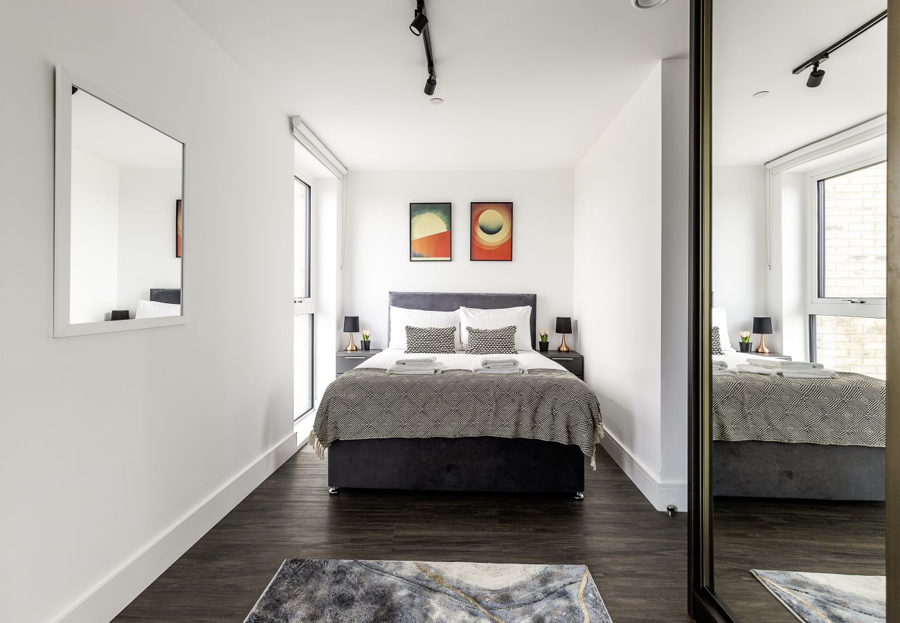 Apartment in London - Edmund Point - 901