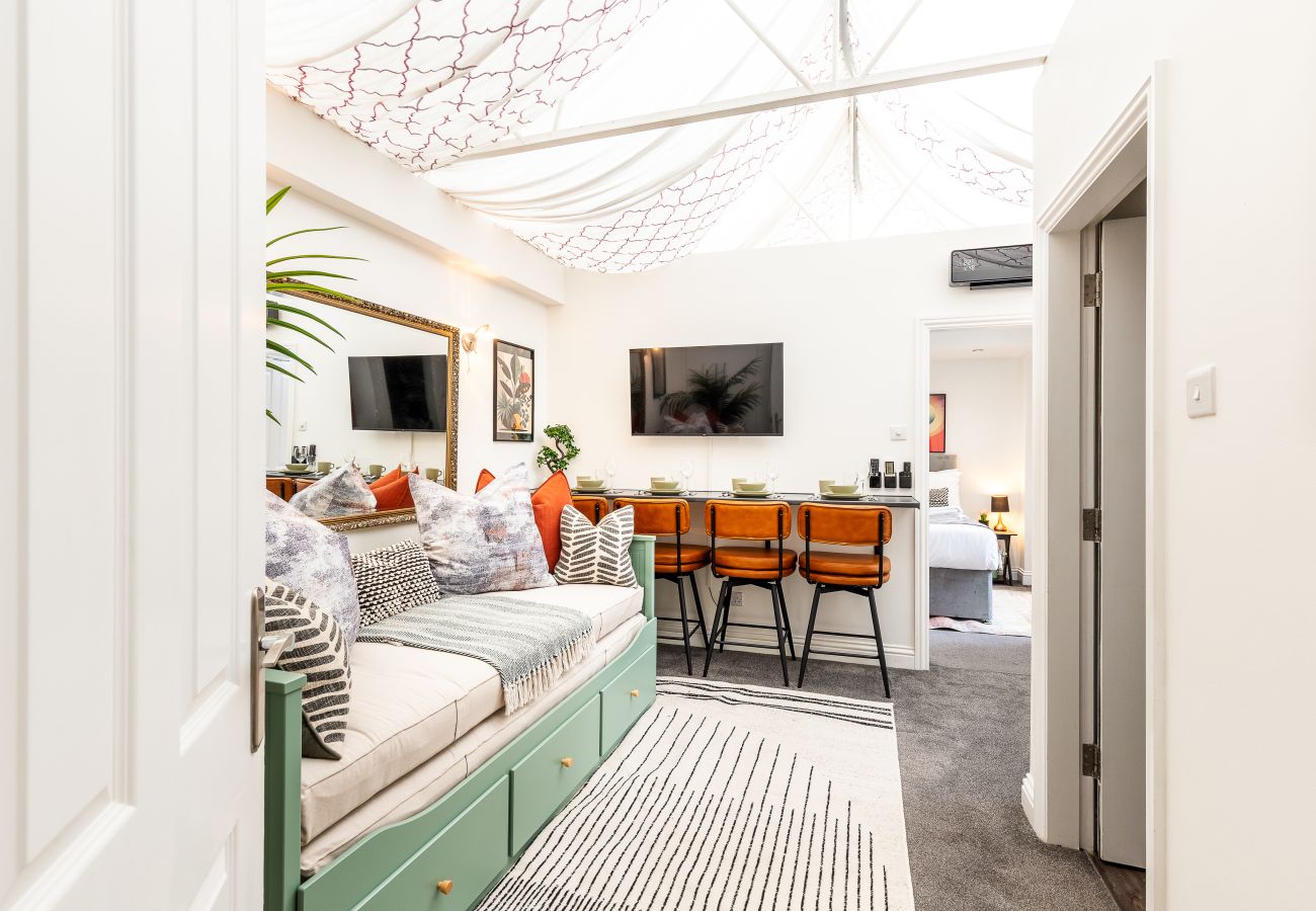 Apartment in London - Portland Road - Flat 1