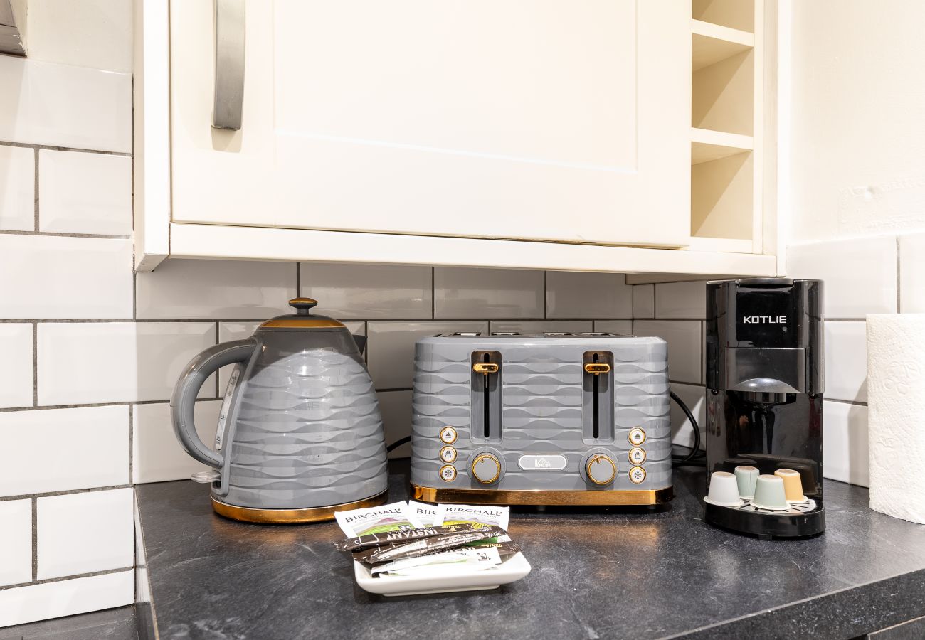 Apartment in London - Portland Road - Flat 1