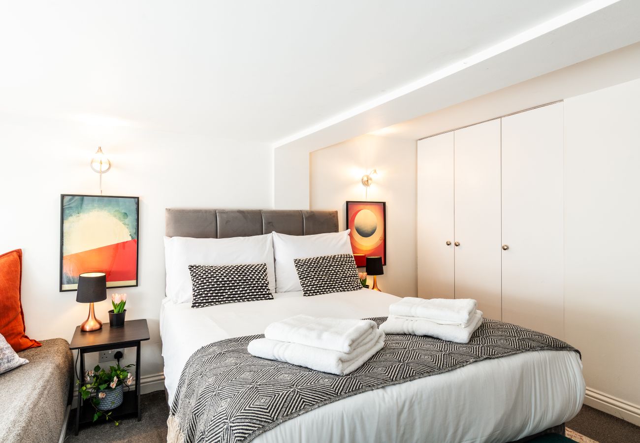 Apartment in London - Portland Road - Flat 1