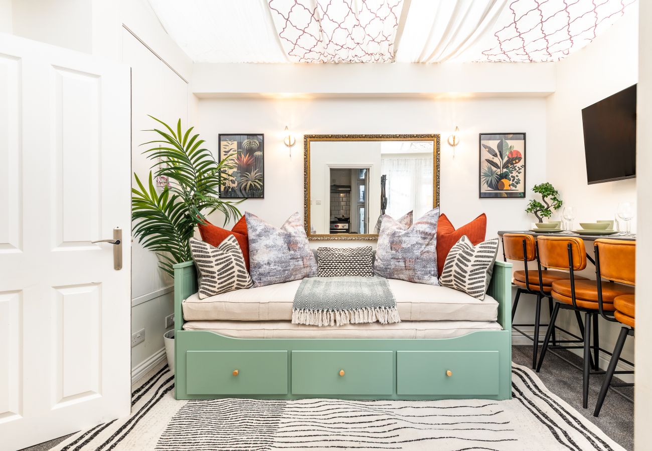 Apartment in London - Portland Road - Flat 1