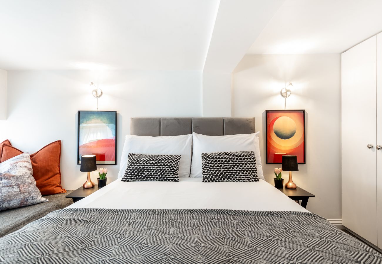 Apartment in London - Portland Road - Flat 1