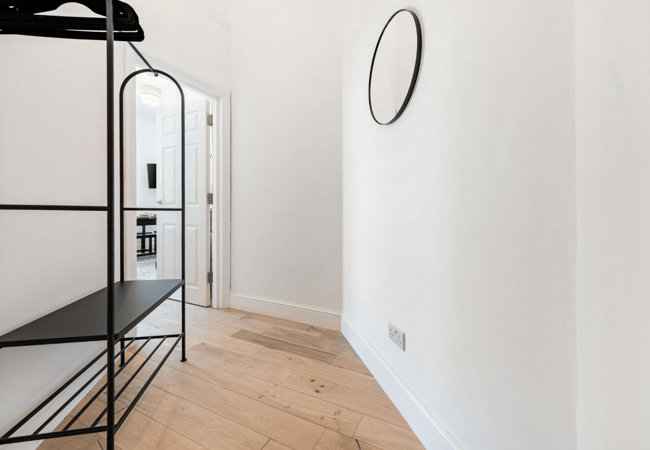 Apartment in London - Royal Oak II - 2 Bedrooms + Sofa Bed