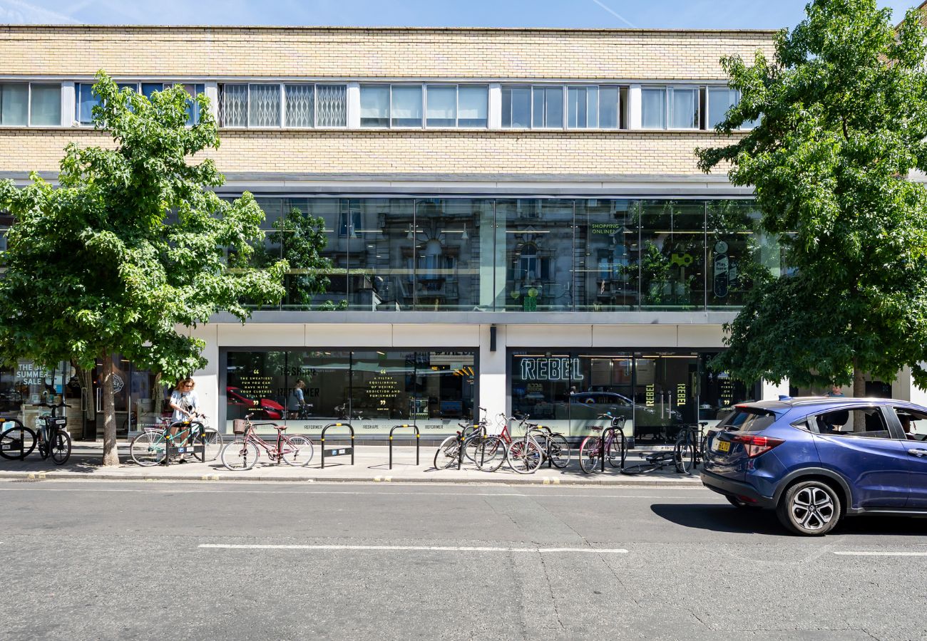Apartment in London - Royal Oak II - 2 Bedrooms + Sofa Bed